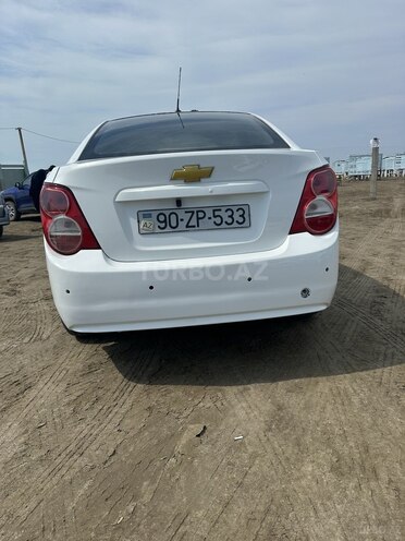 Chevrolet Aveo-6