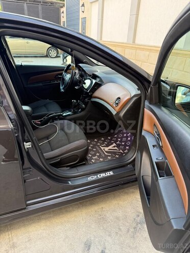 Chevrolet Cruze-7