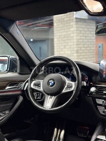 BMW 523d-11