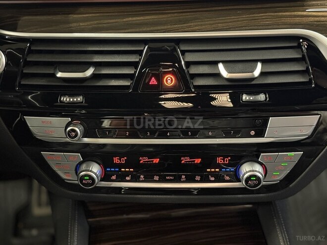 BMW 523d-16