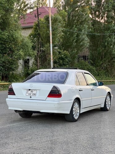 Mercedes C 230-4