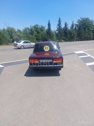 LADA (VAZ) 2107-2