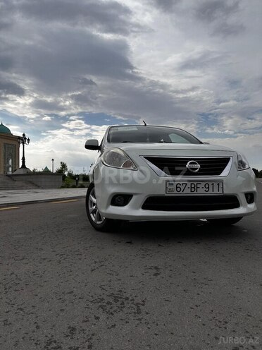 Nissan Sunny-2