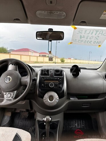 Nissan Sunny-7