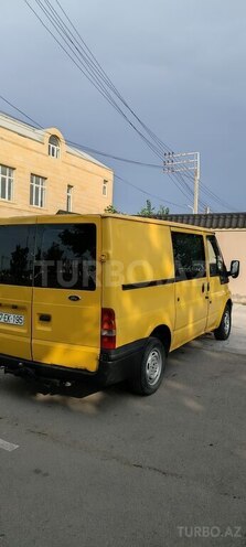 Ford Transit-4
