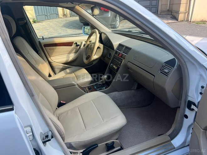 Mercedes C 230-9