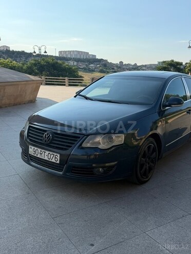 Volkswagen Passat-1