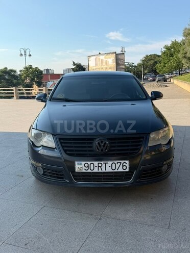 Volkswagen Passat-2