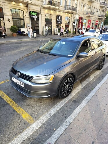 Volkswagen Jetta-3