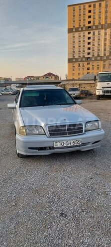 Mercedes C 220-2