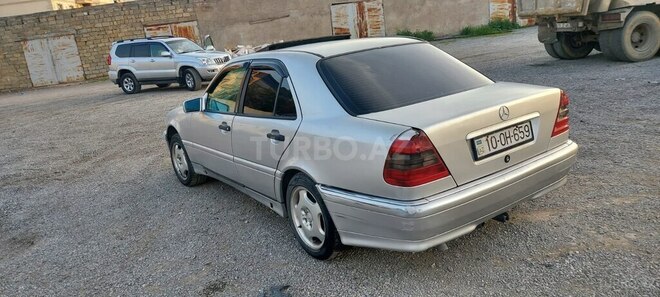 Mercedes C 220-3