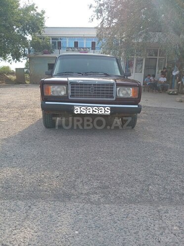 LADA (VAZ) 2107-1