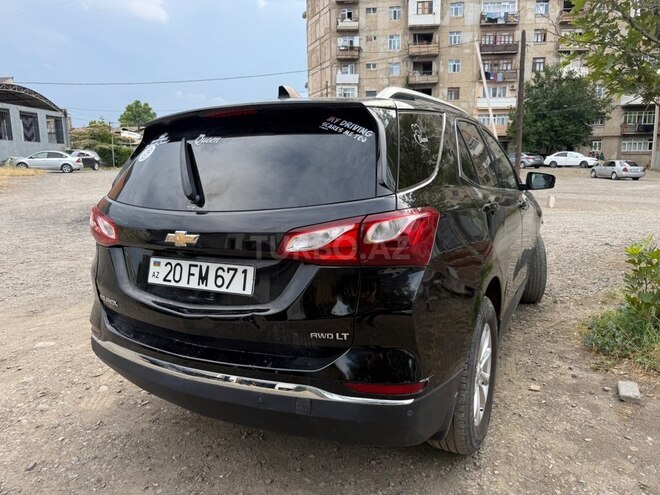 Chevrolet Equinox-7