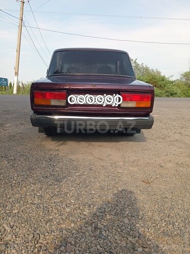 LADA (VAZ) 2107-2