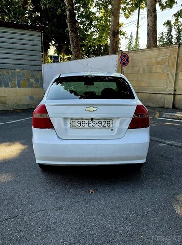 Chevrolet Aveo-2