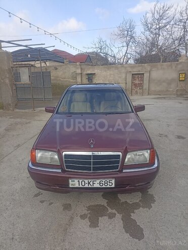 Mercedes C 200-1