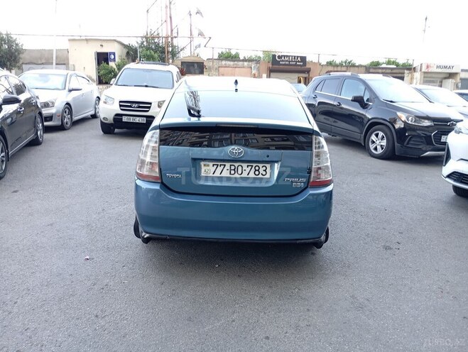 Toyota Prius-6