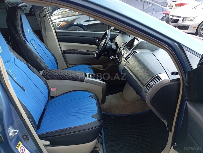Toyota Prius-10