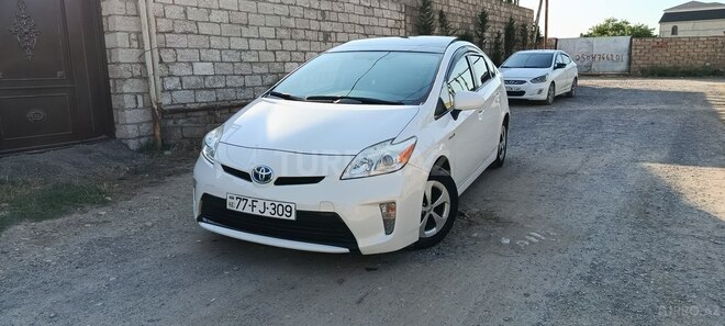 Toyota Prius-1