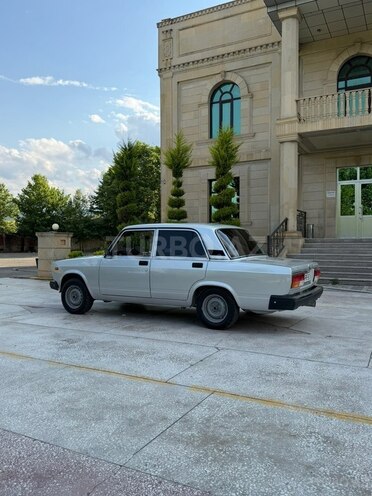 LADA (VAZ) 2107-4