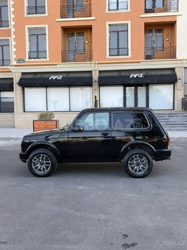 LADA (VAZ) Niva-3