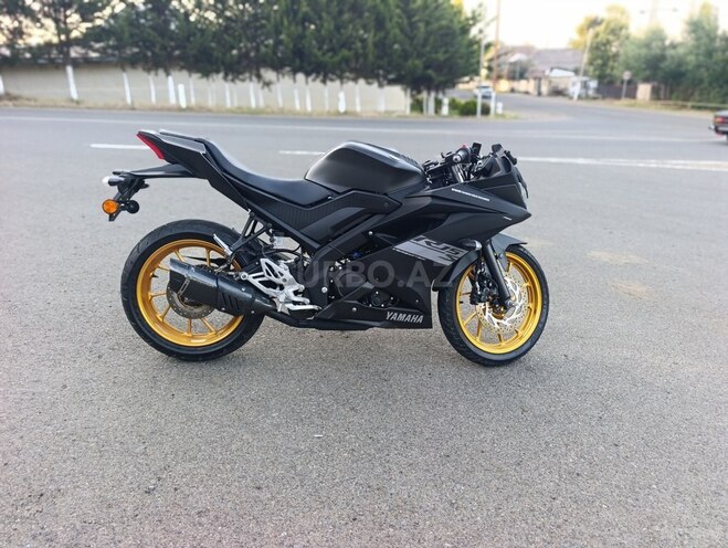 Yamaha R15-3