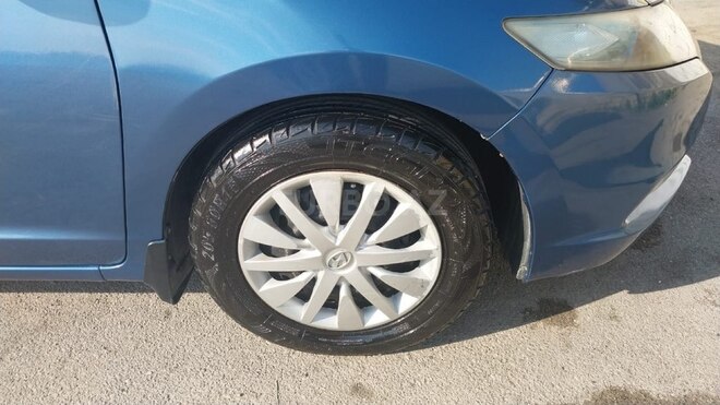 Honda Insight-2