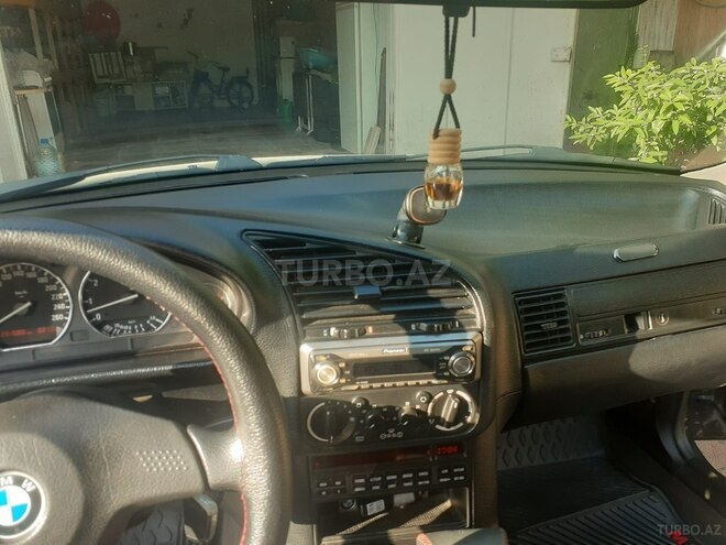 BMW 325-11