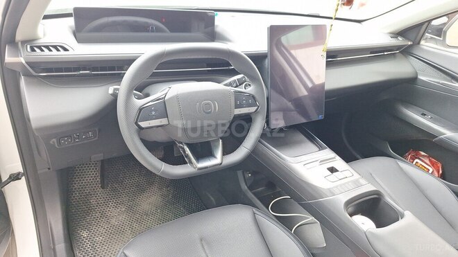 Changan Qiyuan A05-5