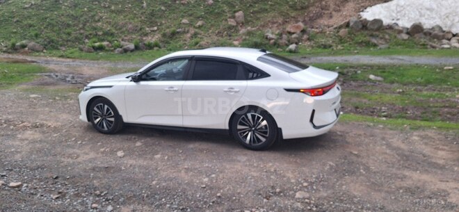 Changan Qiyuan A05-3