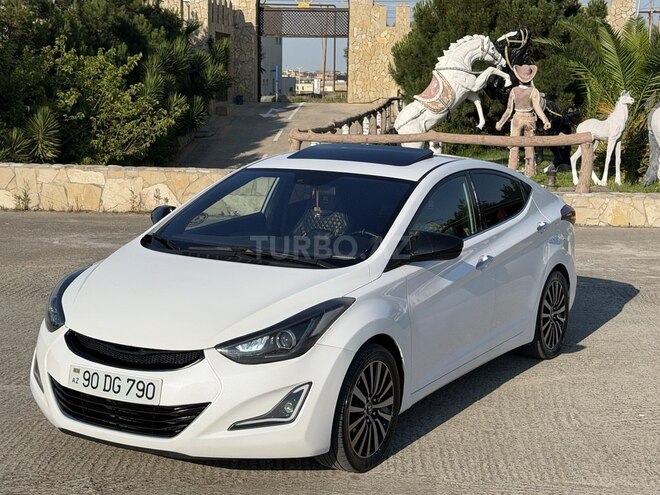 Hyundai Elantra-4