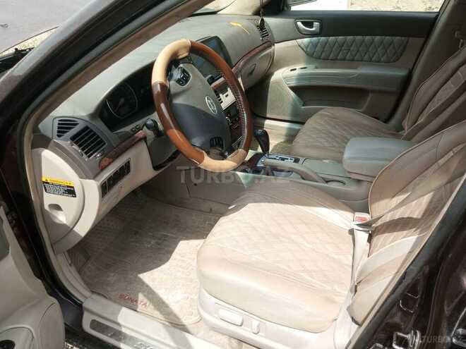 Hyundai Sonata-4