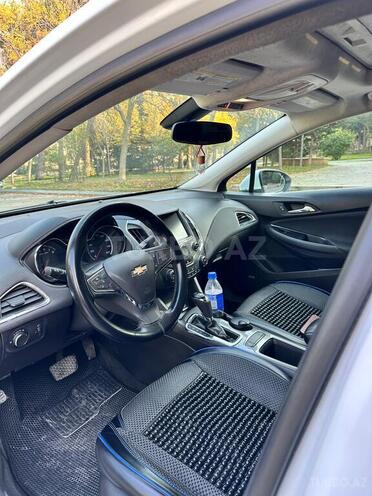Chevrolet Cruze-7