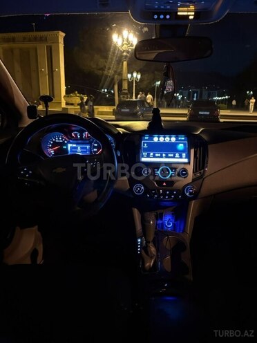 Chevrolet Cruze-5