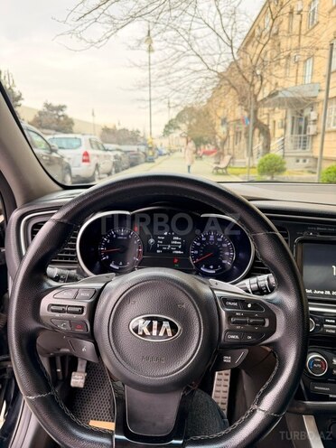 Kia Optima-5