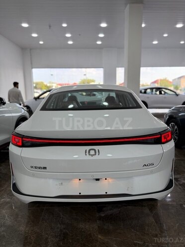 Changan Qiyuan A05-2