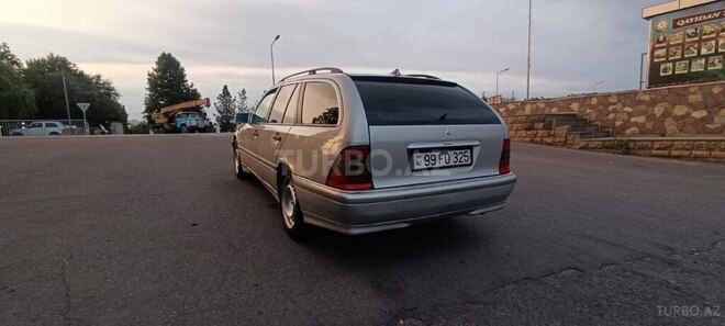 Mercedes C 180-11