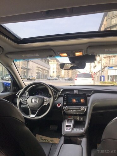 Honda Insight-3