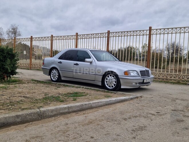 Mercedes C 200-6