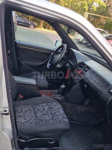 Mercedes C 200-10