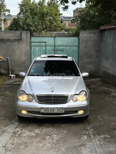 Mercedes C 200-13