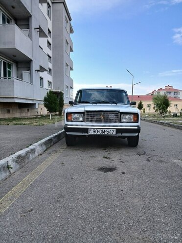 LADA (VAZ) 2107-1