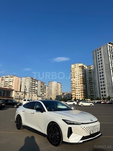 Changan Qiyuan A06-4