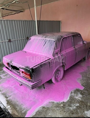 LADA (VAZ) 2107-2