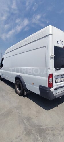 Ford Transit-5