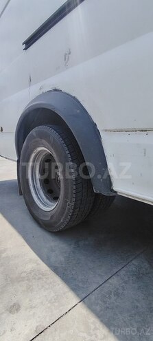 Ford Transit-7