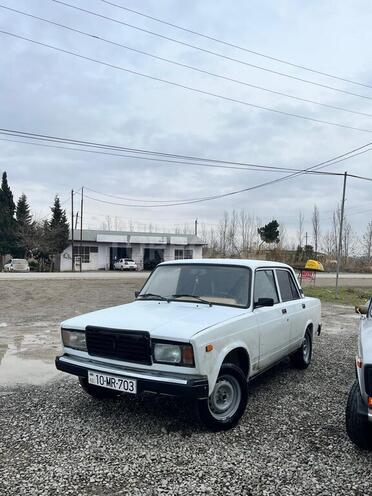 LADA (VAZ) 2107-1