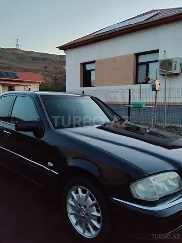 Mercedes C 240-6