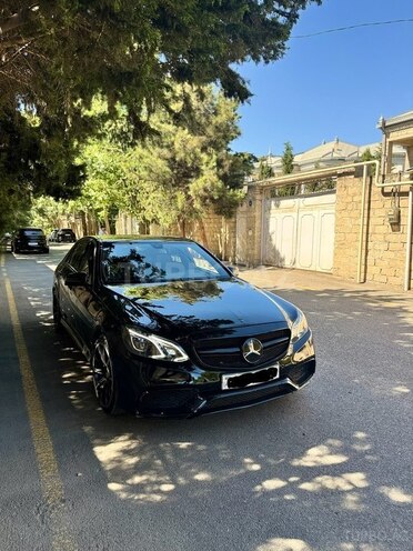 Mercedes E 220-3
