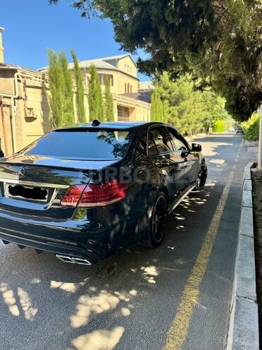 Mercedes E 220-4